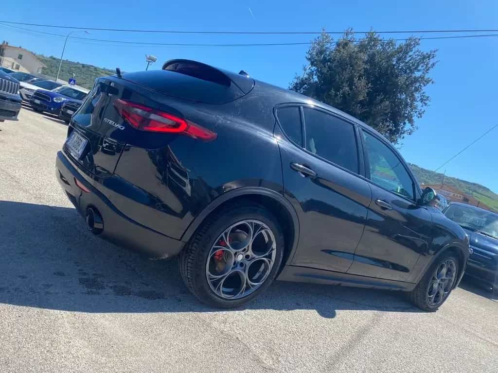 Alfa Romeo Stelvio 2.2 Turbodiesel 180 CV AT8 RW 07/2018-photo-8