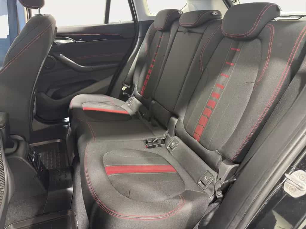 BMW X1 sDrive 18 i Sport Line *AHK*NAVI*LED*KAMERA* 11/2018-photo-10