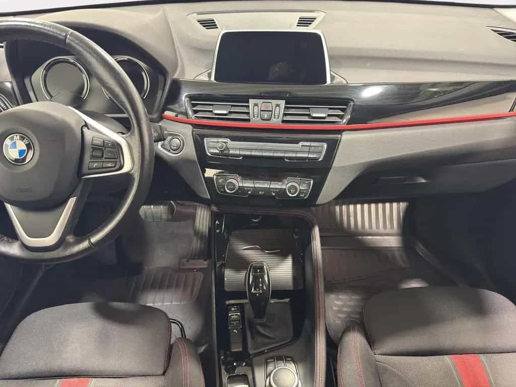 BMW X1 sDrive 18 i Sport Line *AHK*NAVI*LED*KAMERA* 11/2018-photo-15