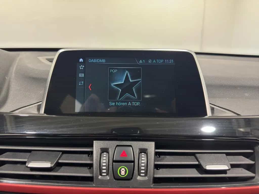 BMW X1 sDrive 18 i Sport Line *AHK*NAVI*LED*KAMERA* 11/2018-photo-18