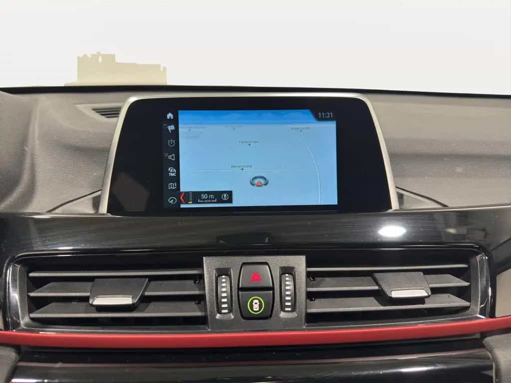 BMW X1 sDrive 18 i Sport Line *AHK*NAVI*LED*KAMERA* 11/2018-photo-19