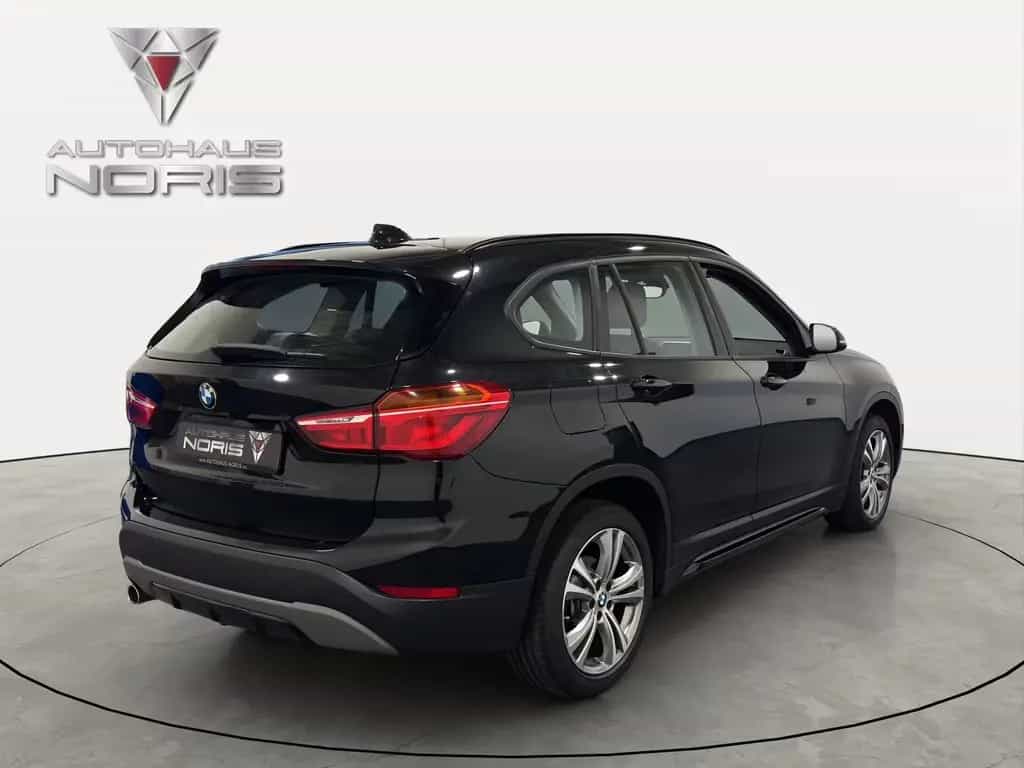BMW X1 sDrive 18 i Sport Line *AHK*NAVI*LED*KAMERA* 11/2018-photo-5