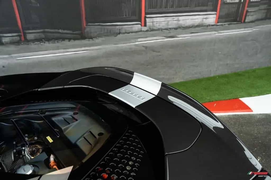 Ferrari SF90 *FULL NERO DAYTONA STEALTH CONFIG.* 06/2021-photo-10