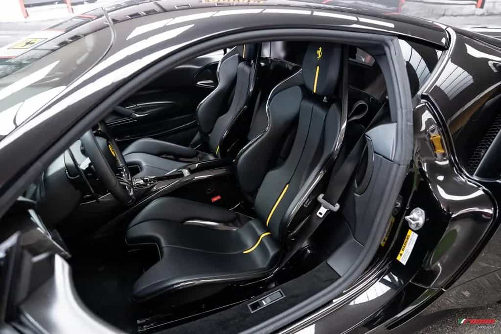 Ferrari SF90 *FULL NERO DAYTONA STEALTH CONFIG.* 06/2021-photo-11