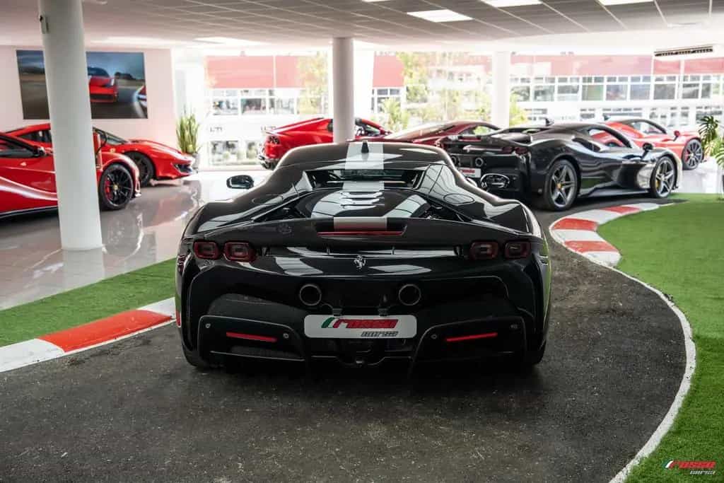 Ferrari SF90 *FULL NERO DAYTONA STEALTH CONFIG.* 06/2021-photo-7