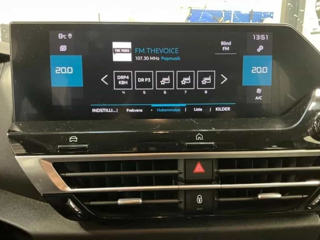 Citroën C4 Feel Pack 1.2 PureTech 130 Kamera Navi App 04/2023-photo-5