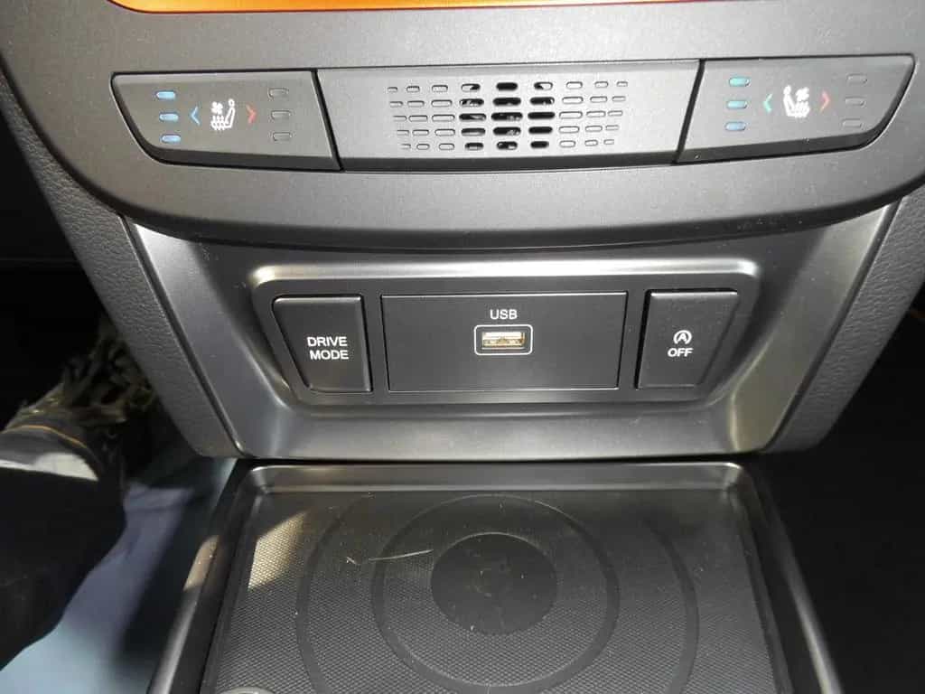 KGM Tivoli 1.5T "Limited 50" AT Leder Klima-AT LED null-photo-12