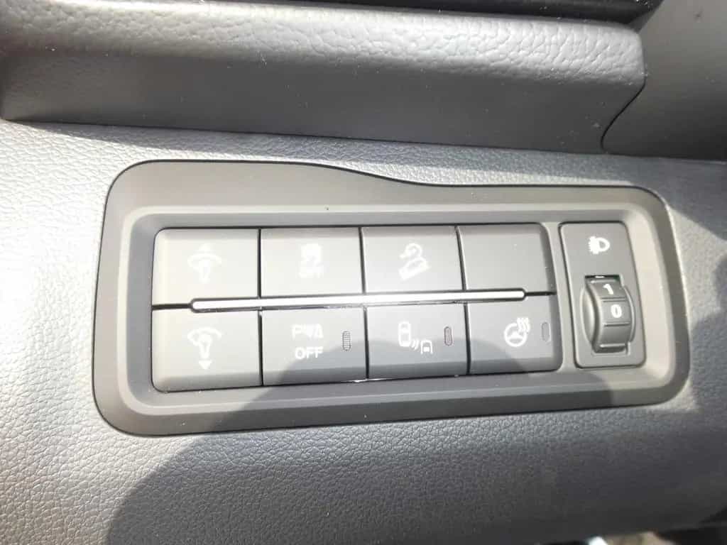 KGM Tivoli 1.5T "Limited 50" AT Leder Klima-AT LED null-photo-15