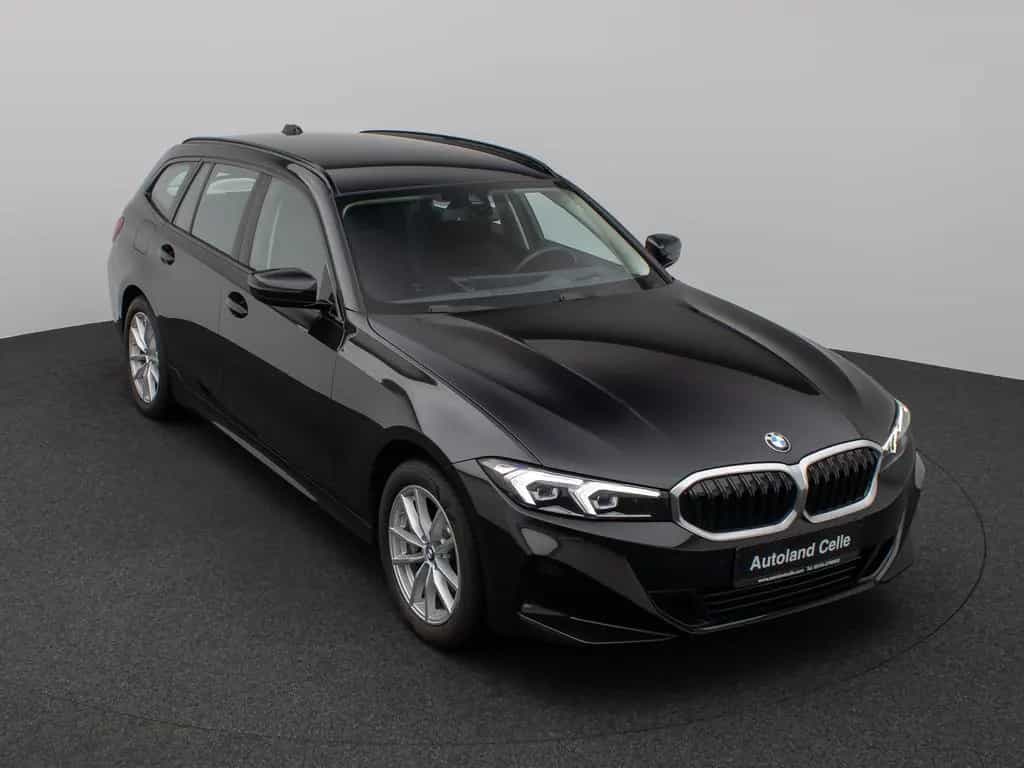 BMW 3 Series 330i xD DAB HUD CockPitPro PDCFernlichtassist 10/2022-photo-2