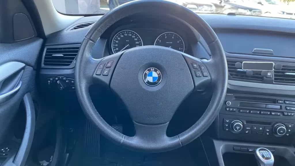 BMW X1 18 i sDrive*Sitzheizung *Klima 05/2012-photo-11
