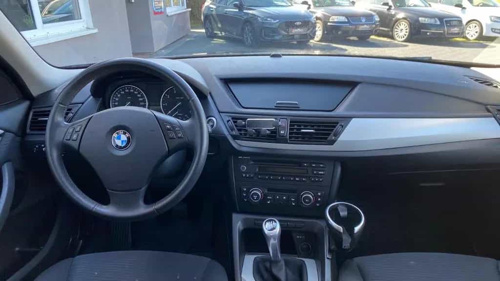 BMW X1 18 i sDrive*Sitzheizung *Klima 05/2012-photo-7
