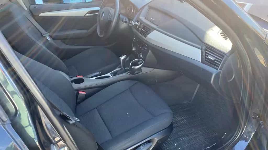BMW X1 18 i sDrive*Sitzheizung *Klima 05/2012-photo-9