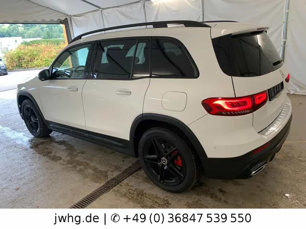 Mercedes-Benz GLB-Class 250 4M AMG Distronic+Pano 360 Widescreen+++ 02/2020-photo-3