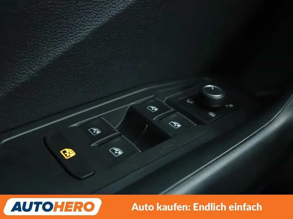 Volkswagen T-Roc 2.0 TSI Sport 4Motion Aut.*NAVI*LED*ACC* 01/2018-photo-23