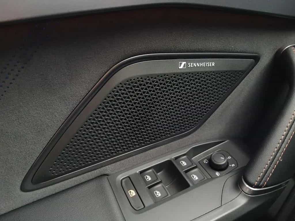 Cupra Leon VZ 2.0 TSI 300PS *Matrix*Pano*Sennheiser* 03/2026-photo-21