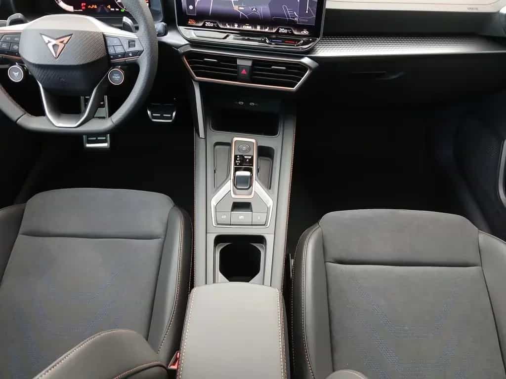 Cupra Leon VZ 2.0 TSI 300PS *Matrix*Pano*Sennheiser* 03/2026-photo-7