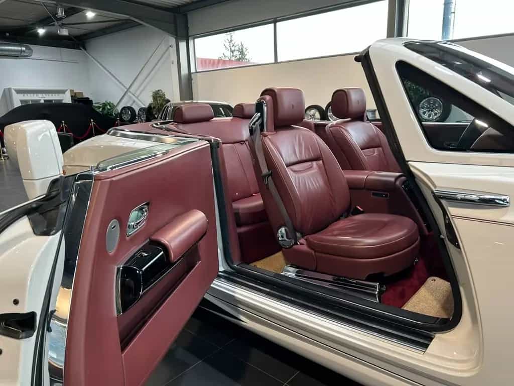 Rolls-Royce Phantom Drophead *Mansory* 6.8 V12 460 08/2008-photo-9