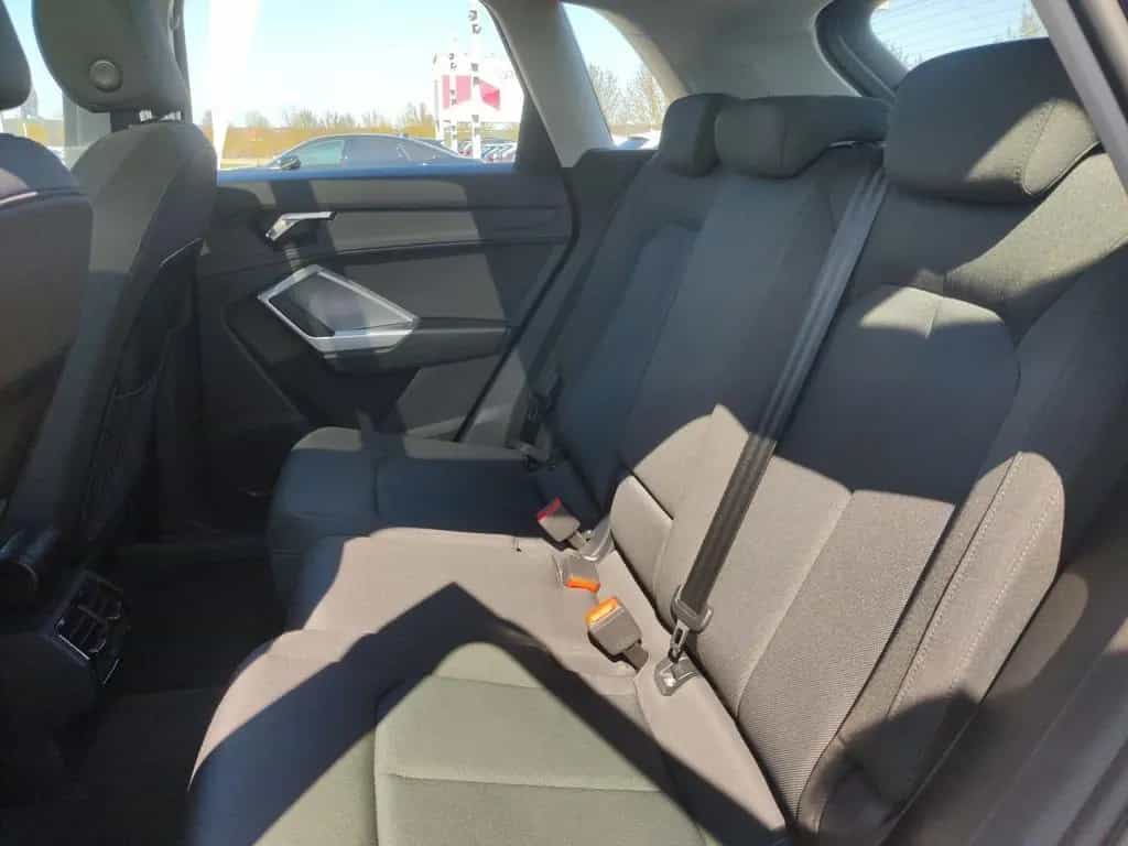 Audi Q3 35 TFSI LED, AHK, Pano, ACC, Keyless, Navi, 1 05/2019-photo-11