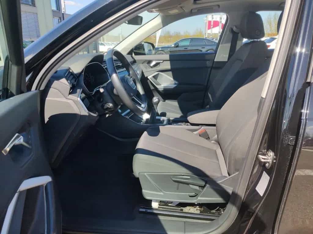 Audi Q3 35 TFSI LED, AHK, Pano, ACC, Keyless, Navi, 1 05/2019-photo-7