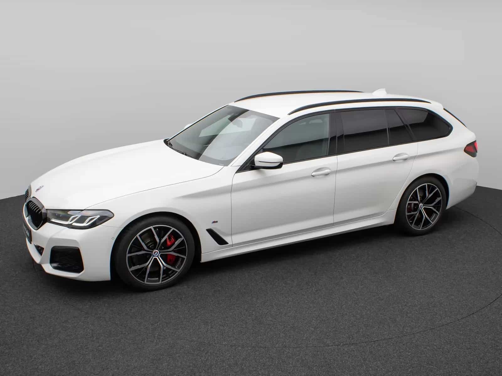 BMW 5 Series 530d xD Luxury Line DAB HUD Kamera Sport Alarm 12/2022-photo-11
