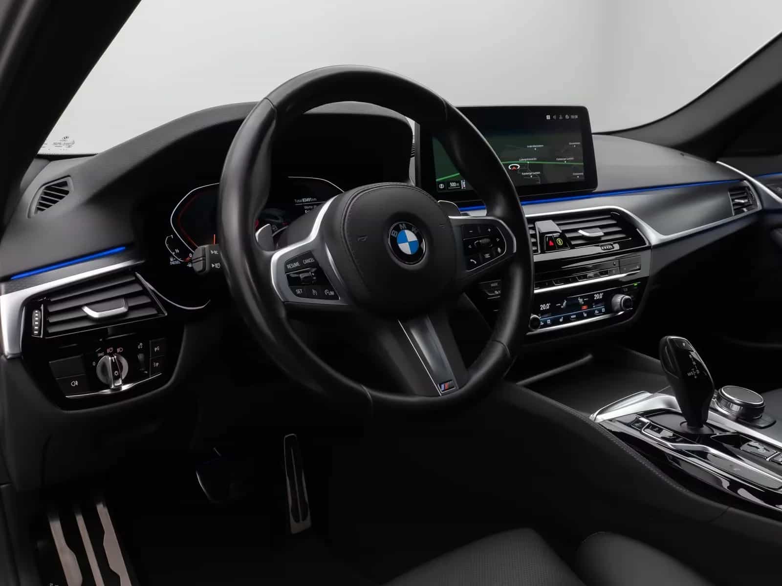 BMW 5 Series 530d xD Luxury Line DAB HUD Kamera Sport Alarm 12/2022-photo-20
