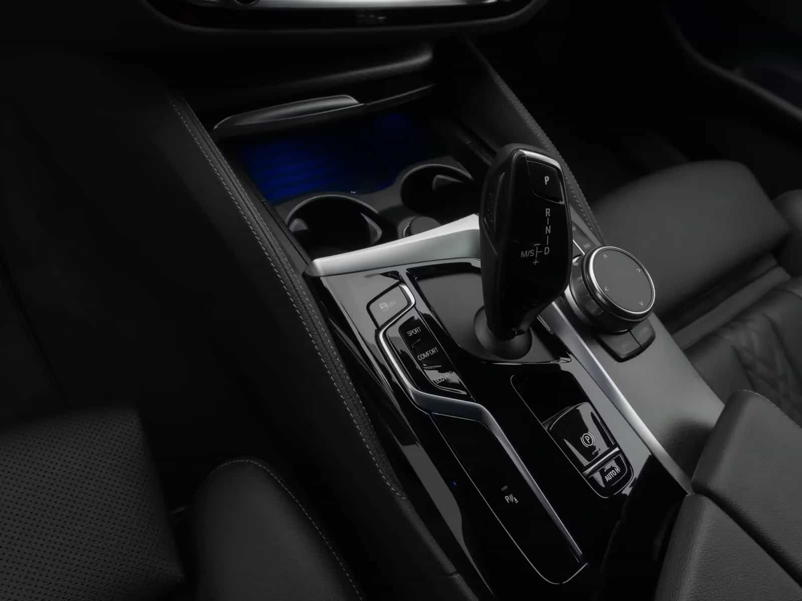 BMW 5 Series 530d xD Luxury Line DAB HUD Kamera Sport Alarm 12/2022-photo-22