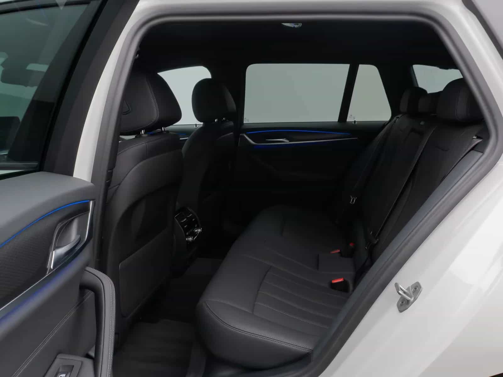 BMW 5 Series 530d xD Luxury Line DAB HUD Kamera Sport Alarm 12/2022-photo-25