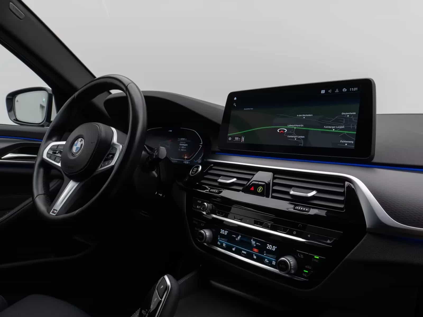 BMW 5 Series 530d xD Luxury Line DAB HUD Kamera Sport Alarm 12/2022-photo-37
