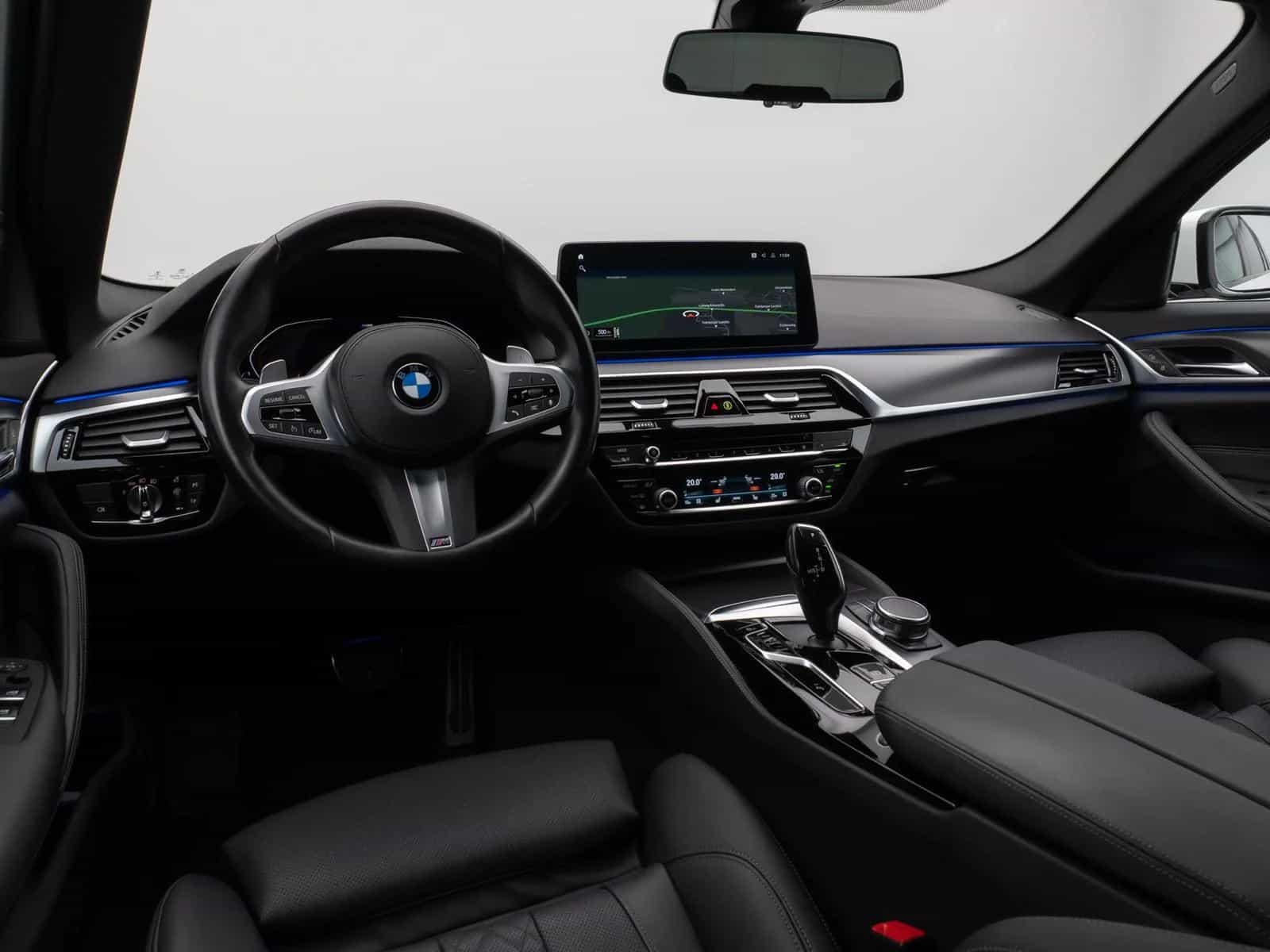 BMW 5 Series 530d xD Luxury Line DAB HUD Kamera Sport Alarm 12/2022-photo-38