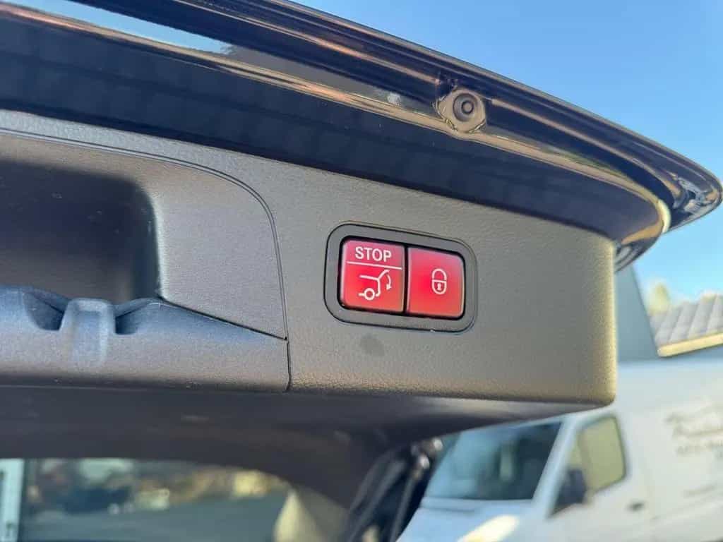 Mercedes-Benz GLC-Class 400d 4M AMG LINE NIGHT DISTRONIC HUD KEYLESS 12/2021-photo-24