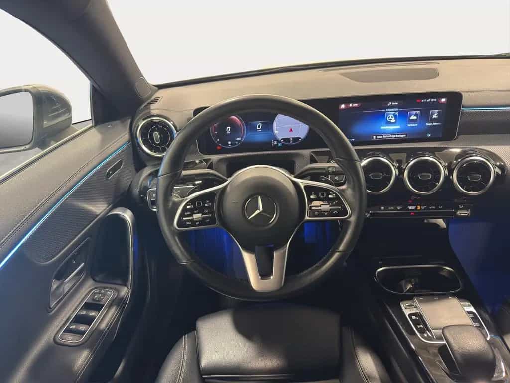 Mercedes-Benz CLA-Class 220d coupe*LED HIGH PERFORMANCE NAVI*AMBIENT 12/2019-photo-2