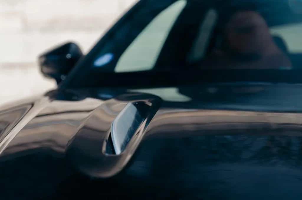 Aston Martin DBX 4.0 V8 09/2020-photo-15