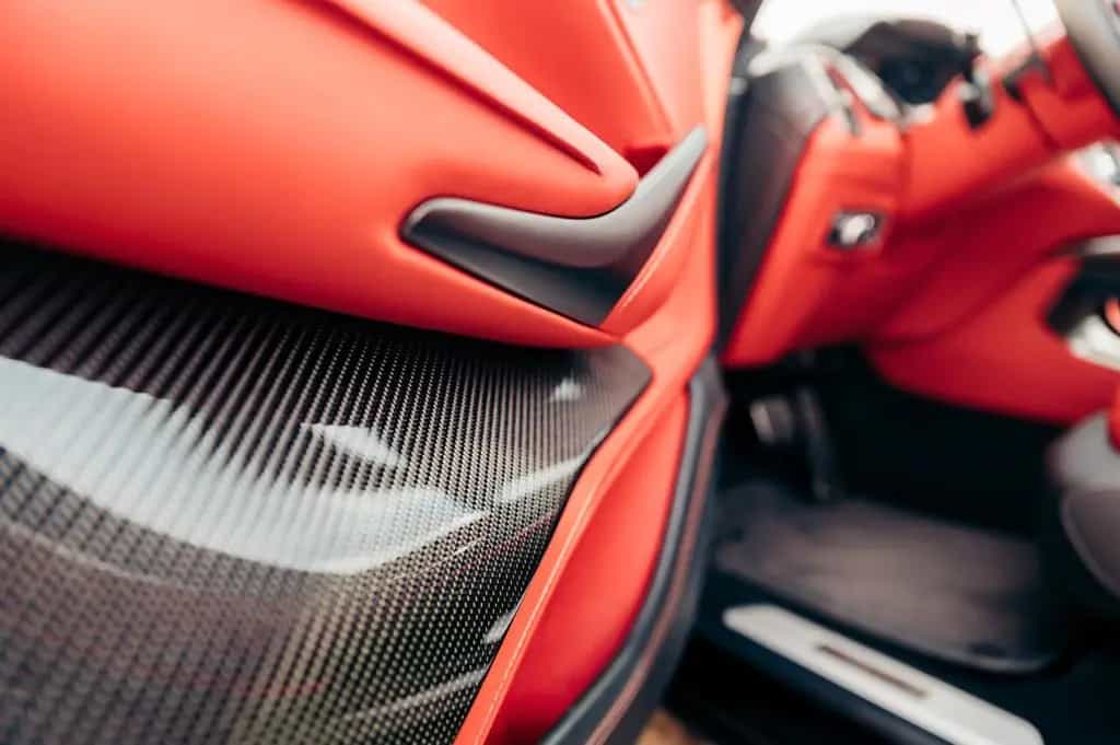Aston Martin DBX 4.0 V8 09/2020-photo-21