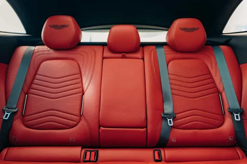Aston Martin DBX 4.0 V8 09/2020-photo-46