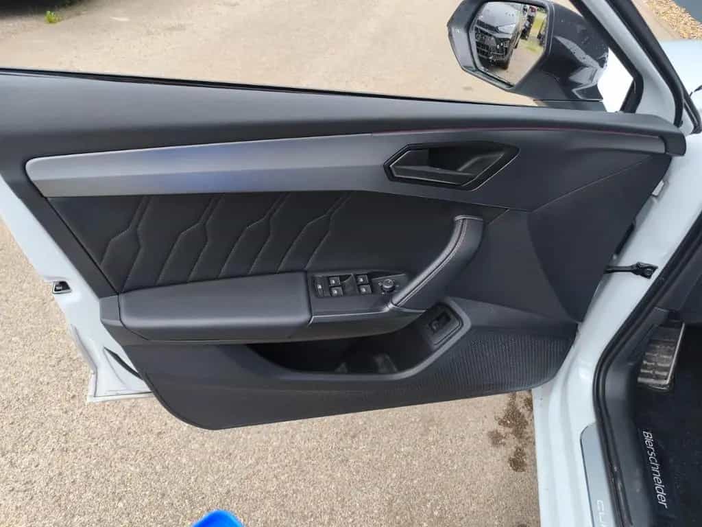 Cupra Leon Sportstourer 310 VZ PANO LEDER AHK eSITZ 03/2023-photo-11