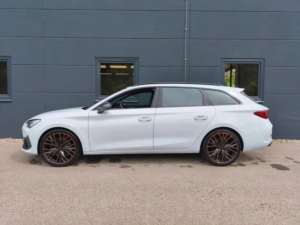 Cupra Leon Sportstourer 310 VZ PANO LEDER AHK eSITZ 03/2023-photo-4
