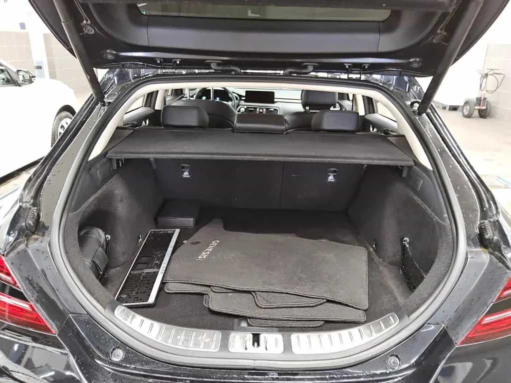 Genesis G70 Premium Leder Navi LED 360° Kamera ACC 11/2022-photo-11