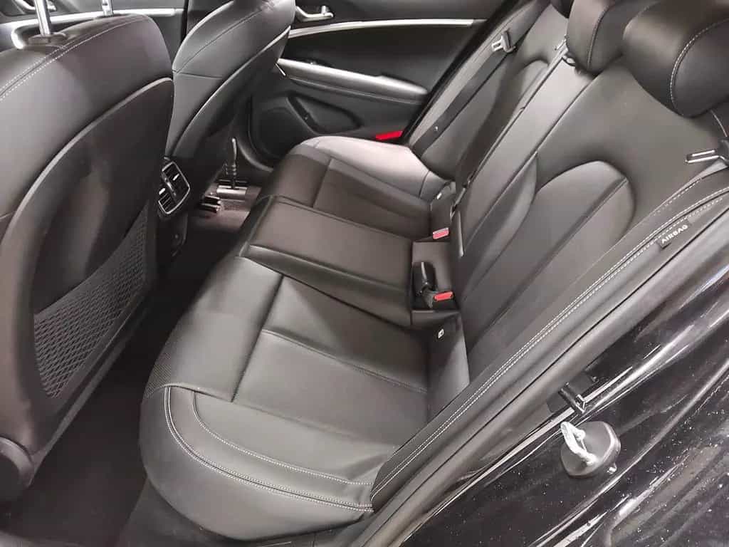 Genesis G70 Premium Leder Navi LED 360° Kamera ACC 11/2022-photo-12