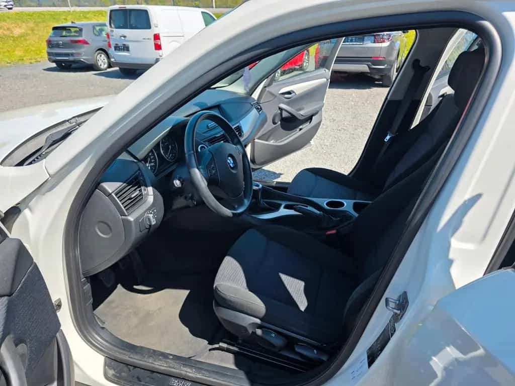 BMW X1 18 i sDrive 11/2014-photo-8