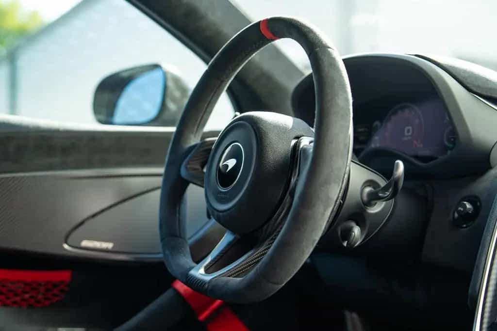 McLaren 620R Coupé MSO*VisualCarbon*1 owner from new* 08/2020-photo-20