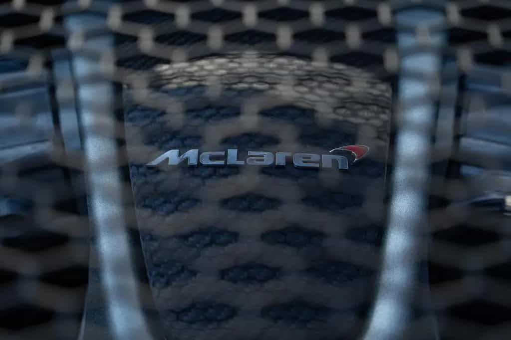 McLaren 620R Coupé MSO*VisualCarbon*1 owner from new* 08/2020-photo-42