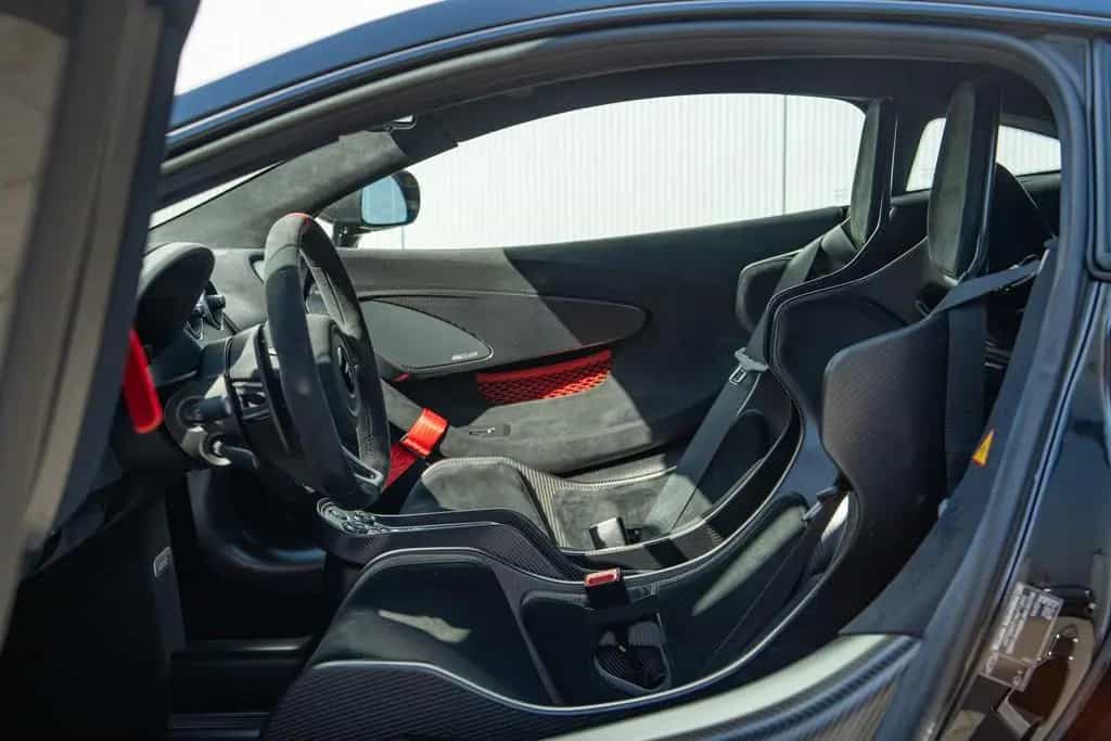 McLaren 620R Coupé MSO*VisualCarbon*1 owner from new* 08/2020-photo-8