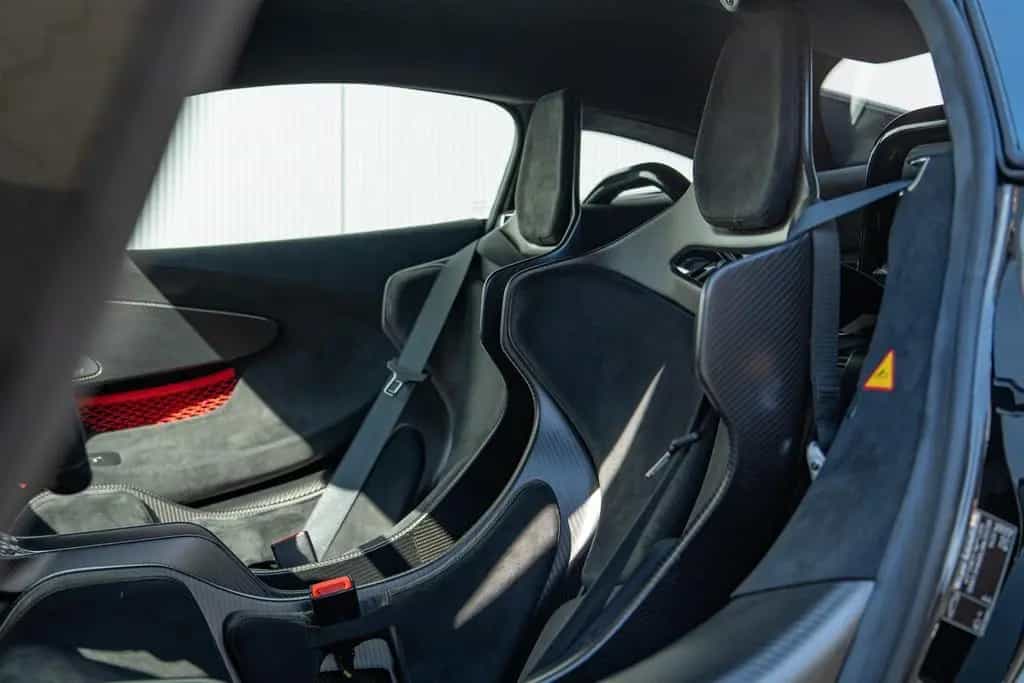 McLaren 620R Coupé MSO*VisualCarbon*1 owner from new* 08/2020-photo-9