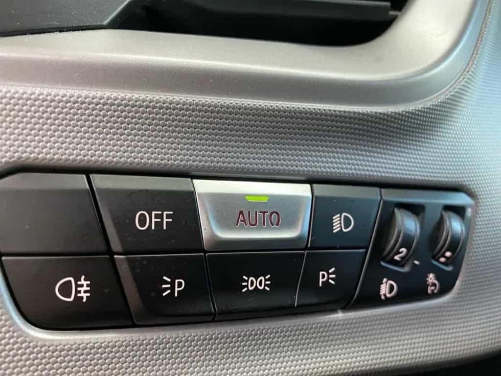 BMW 118 i Advantage *Steptronic*SHZ*Navi*PDC*CarPlay 07/2020-photo-23