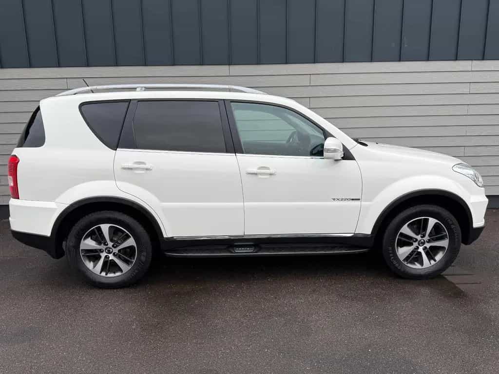 Ssangyong Rexton Rexton W Executive 4WD/7 Sitzer/Euro6 06/2016-photo-2