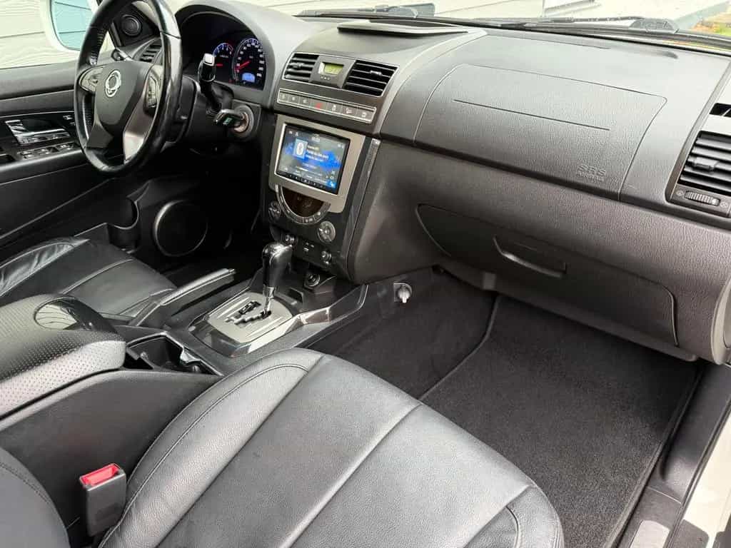 Ssangyong Rexton Rexton W Executive 4WD/7 Sitzer/Euro6 06/2016-photo-8