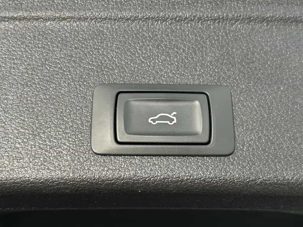Audi A4 2.0 TFSI Mild Hybrid+AHK+Bi-Xenon+Navi+Temp 12/2018-photo-21