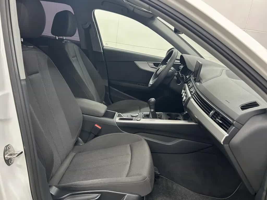 Audi A4 2.0 TFSI Mild Hybrid+AHK+Bi-Xenon+Navi+Temp 12/2018-photo-29
