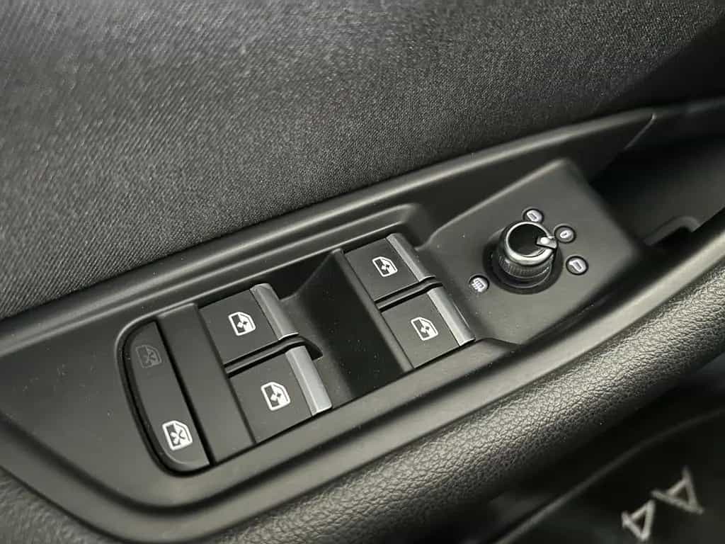 Audi A4 2.0 TFSI Mild Hybrid+AHK+Bi-Xenon+Navi+Temp 12/2018-photo-30
