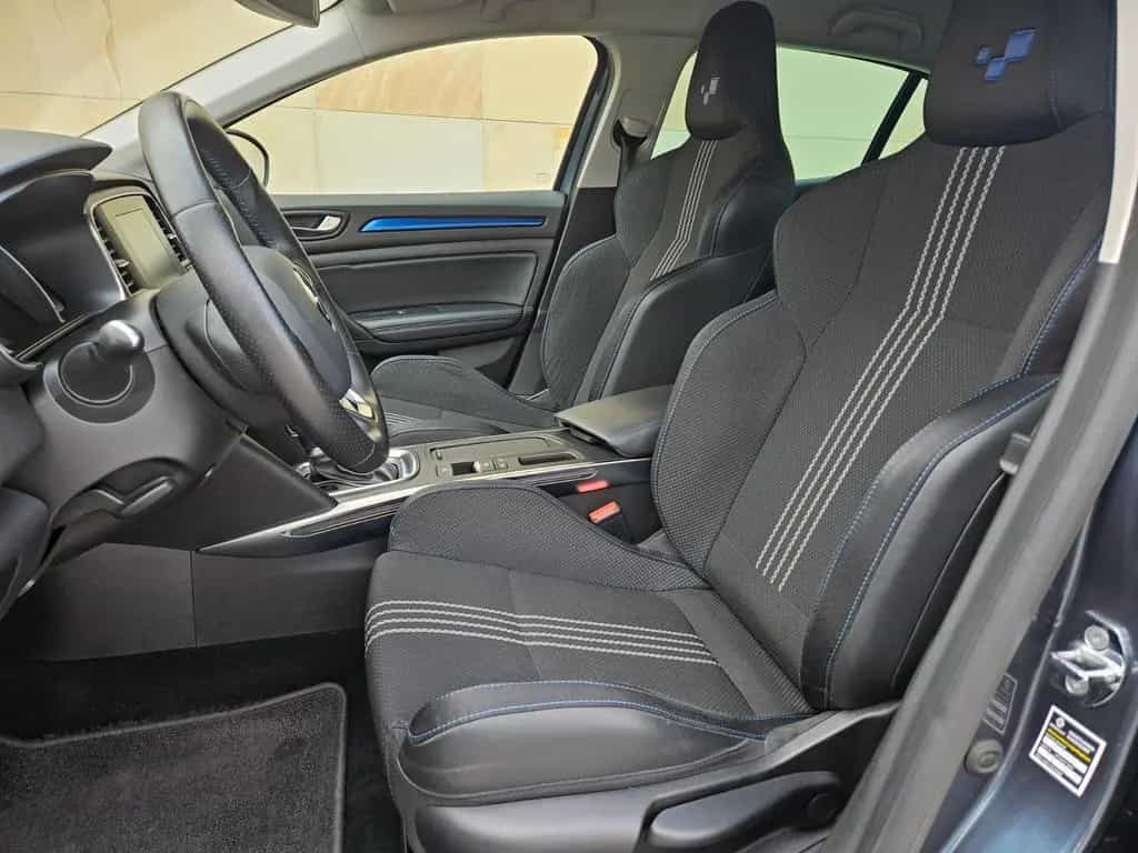Renault Megane GT-Line *NAVI*KAMERA*SHZ*1.HAND* 08/2018-photo-12